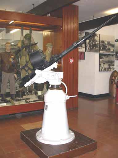 Mitrailleuse antiaérienne